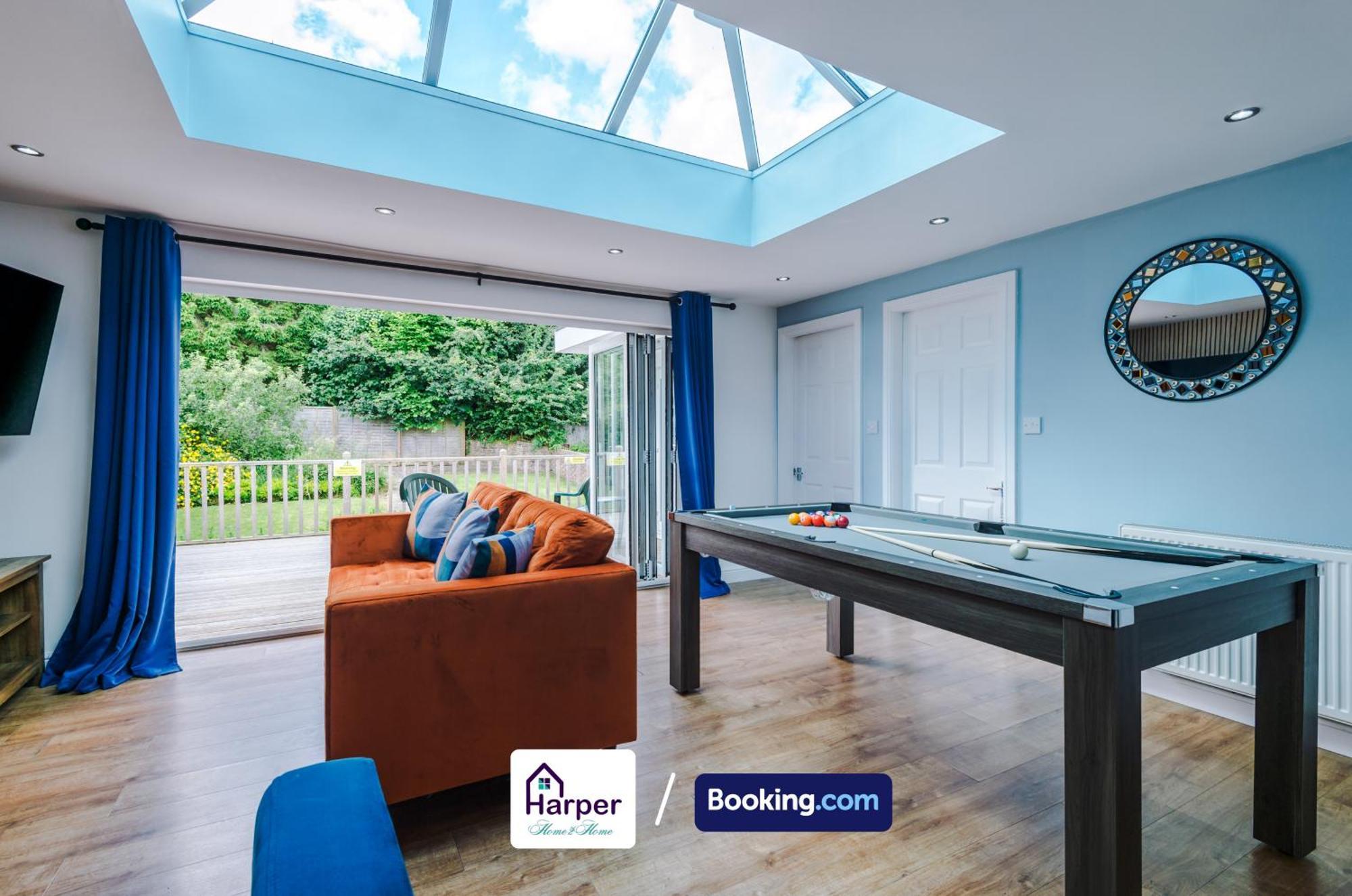Spacious Detached Bungalow By Harperletting Short Lets & Serviced Accommodation Buckely With Pool Table & Driveway Buckley Екстер'єр фото