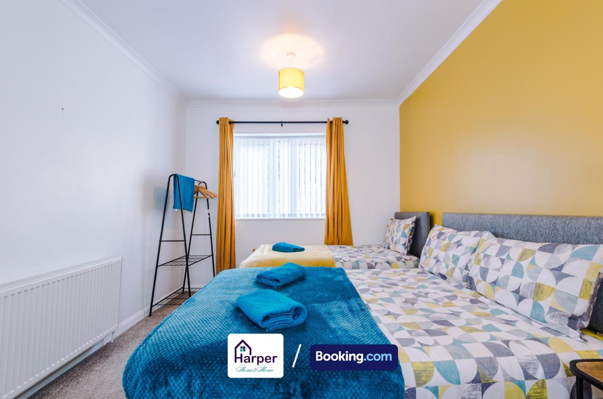 Spacious Detached Bungalow By Harperletting Short Lets & Serviced Accommodation Buckely With Pool Table & Driveway Buckley Екстер'єр фото